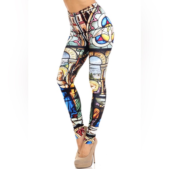 NWT Women’s Creamy Soft Stained Glass Cathedral Extra Plush Size Leggings 2X-5X - Picture 1 of 8